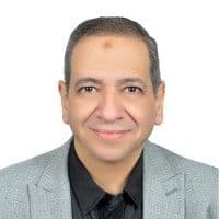 عمرو فرج